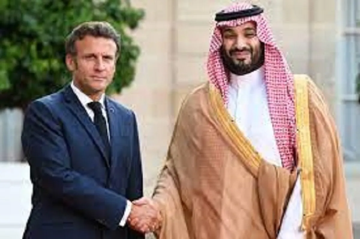 Macron et le prince héritier saoudien rappellent leur attachement à la sécurité et la stabilité du Moyen Orient
