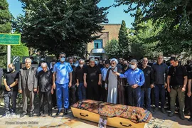 مراسم تشییع پیکر «بابک برزویه»