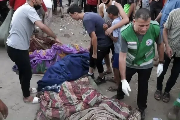 Pagbigkas ng Quran sa Pamamagitan ng Mangangaral na Bayani sa Pambobomba sa Paaralan ng Gaza (+Video)
