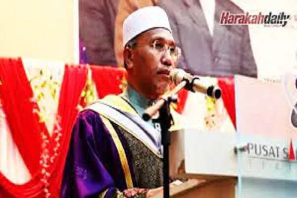 Menjadikan diri rapat dengan al-Quran