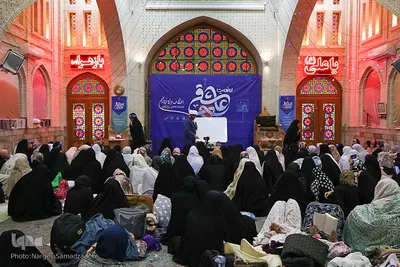 اعتکاف ۵۰۰ نفری نوجوانان دختر در اصفهان