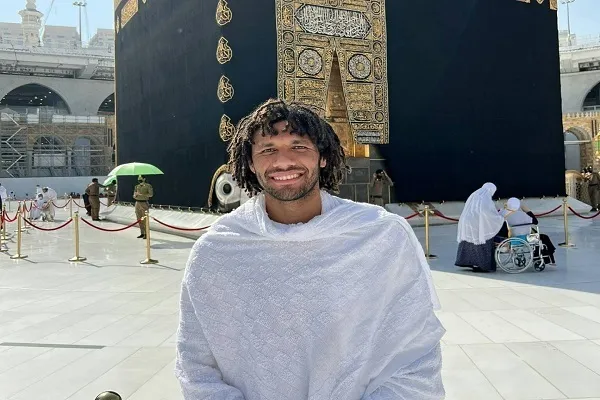 Récitation du Coran par le joueur musulman d'Arsenal + vidéo