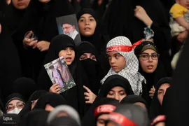دومین شب مراسم عزاداری حضرت زهرا سلام‌الله‌علیها در حسینیه امام خمینی(ره)
