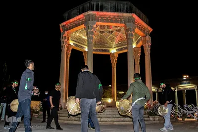 قرار بندگی؛ احیای شب ۲۱ رمضان در جوار آرامگاه حافظ