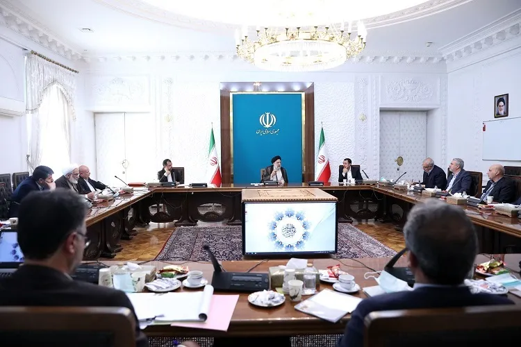 ثبات اقتصادی و حمایت از تولید با بخشنامه اتفاق نمی‌افتد
