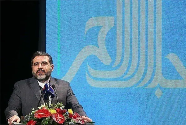 آل احمد نماد رویارویی بزرگ تاریخی ایران عزیز است