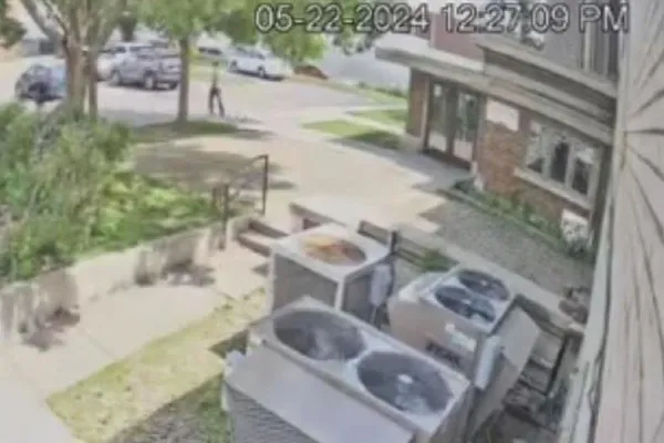 ‘Incidente aterrorizante’: suspeito de atropelamento e fuga em Minneapolis acusado de agressão na mesquita