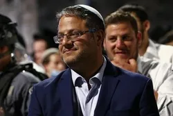 Provokative Aktion eines israelischen Abgeordneten gegen Palästinenser im besetzten Jerusalem