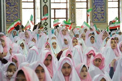 جشن تکلیف دختران دانش آموز در شهرکرد