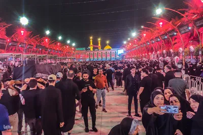 بین الحرمین در انتظار پیکر مطهر رهبر شهید