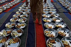 سفره افطاری در ملل مسلمان