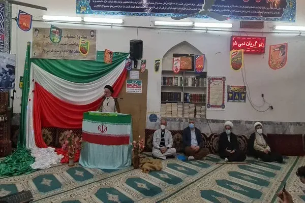نقش تأثیرگذار والدین در تبیین حقایق انقلاب برای فرزندان