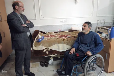 دیدار رییس جهاد دانشگاهی با جانبازان آسایشگاه ثارالله