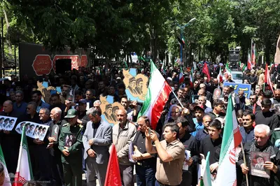ویژه برنامه همگام با تشییع کنندگان آقای شهید ایران در اهر
