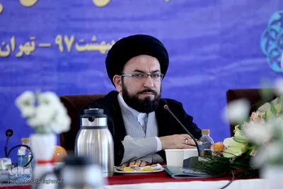 حجت الاسلام والمسلمین سیدمصطفی حسینی جلسه هم اندیشی جامعه قرآنی در خصوص مسابقات بین المللی قرآن