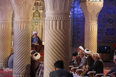 محفل انس با قرآن کریم در مسجد نصیرالملک‎‎
