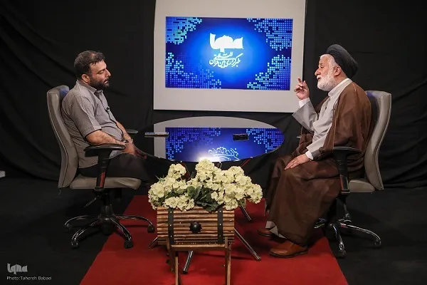 درب مساجد باید همواره به روی مردم باز باشد + فیلم