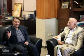 آیین رونمایی از کتاب «آموزش جامع قرآن کریم» 