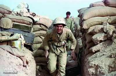 دفاع مقدس: خروش لاجوردی