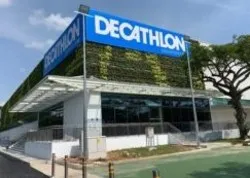 Decathlon renonce à la commercialisation de son hijab