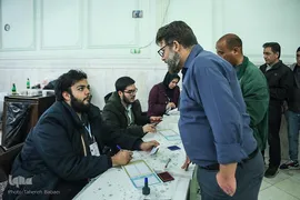 جلوه‌هایی از حضور پرشور مردم در ساعات پایانی انتخابات