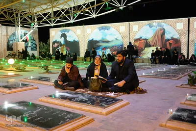 مراسم شب قدر در گلزار شهدای وادی رحمت تبریز