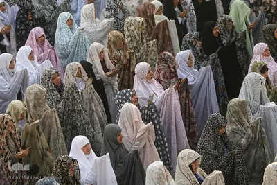 حضور زنان محجبه در اجتماع
