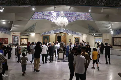 گلباران مزار استاد شهریار در تبریز‎