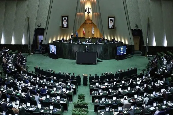 نشست غیرعلنی مجلس درباره نوسانات نرخ ارز برگزار شد