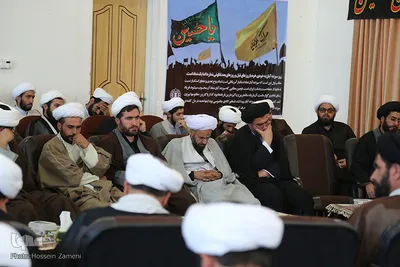 نشست مشترک روحانیون چهارمحال بختیاری با حضور نماینده ولی فقیه شهرکرد