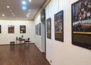 Parisdə “İranın mənəvi irsi” sərgisi + FOTO