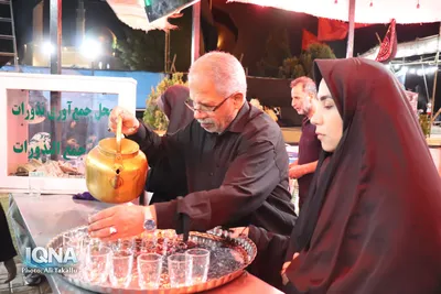 خادمی افتخاری اعضای خانه مطبوعات ملایر در موکب عقیله بنی هاشم