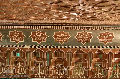 رونمایی از کتیبه سقف قبور مطهر شهدای ۷۲ تن حرم مطهر امام حسین (ع)
