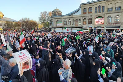 جشن مردم همدان در حمایت از اقدامات سپاه پاسداران‎