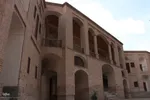 با قدم زدن در این باغ به عمق تاریخ سفر ‌کنید