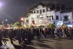 شب‌های وفاداری در بابلسر؛ شکوه اجتماع مردمی در میدان شهدا و بیعت با رهبری