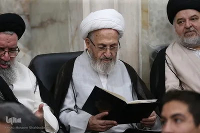 آیت الله جعفر سبحانی در مراسم بزرگداشت آیت الله حسینی شاهرودی در مسجد اعظم قم