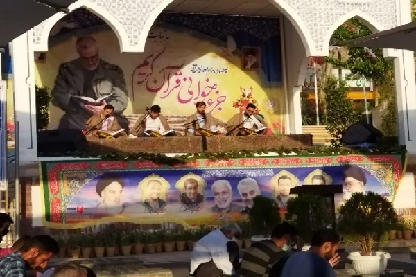 عکس | جزءخوانی قرآن در گلزار شهدای کرمان