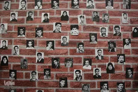  نمایشگاه‌های مدرسه انقلاب 
