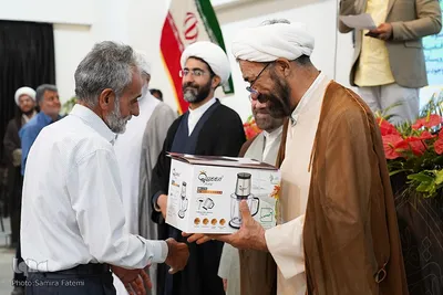 همایش تجلیل از یاوران وقف در زینبیه اصفهان