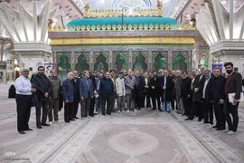 مراسم نثار تاج گل و تجدید بیعت جامعه قرآنی با آرمان‌های امام خمینی(ره) و مقام معظم رهبری
