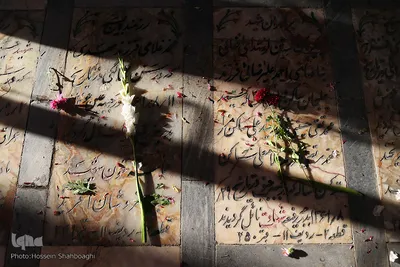 مراسم گلباران و عطرافشانی مزار مطهر شهدا در قم