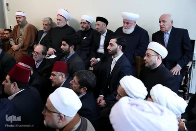 دیدار رهبر انقلاب با وزیر اوقاف و جمعی از علمای سوریه
