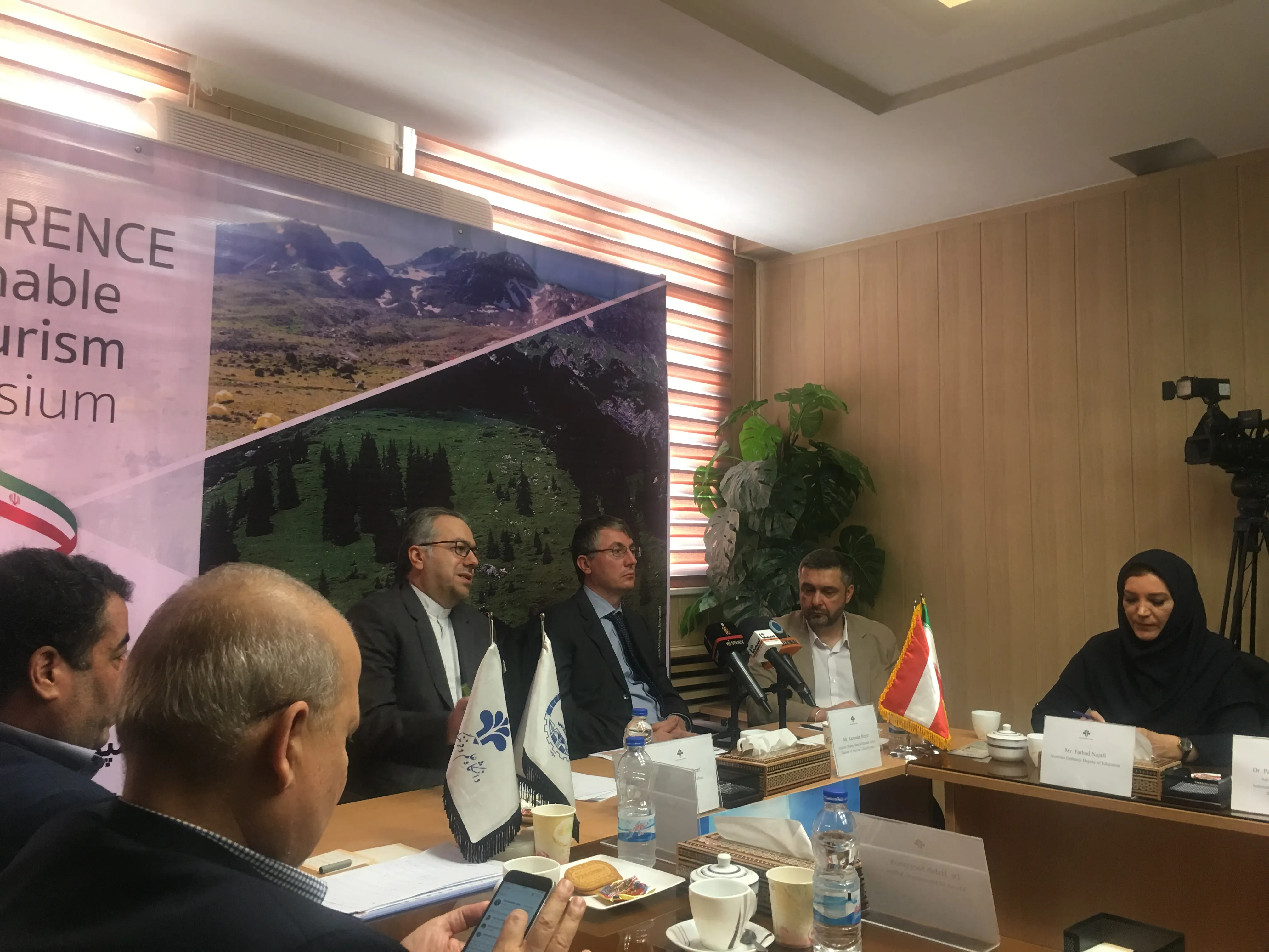 همکاری ایران و اتریش در «سمپوزیوم گردشگری پایدار» با محوریت توسعه