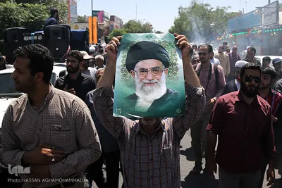 مراسم تشییع پیکر پاک مجاهد جانباز شهید حجت الاسلام سید «مهدی تقوی» از شهدای حادثه تروریستی مجلس در قم