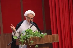 نماز جمعه نقش مهمی در خنثی‌سازی توطئه‌های دشمن ایفا می‌کند
