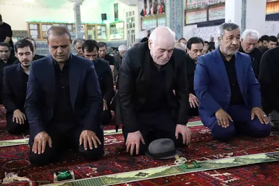 اقامه نماز ظهر عاشورا در اهر