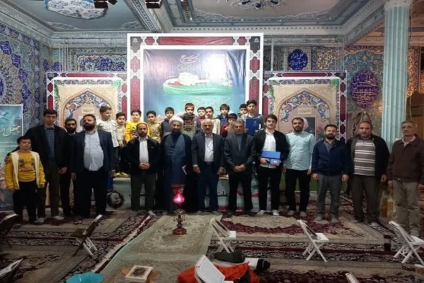 برگزاری محفل از سوی اتحادیه قرآنی قزوین + عکس