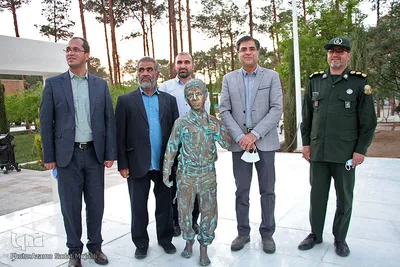 رونمایی از المان «تن و تانک» باغ موزه دفاع مقدس یزد