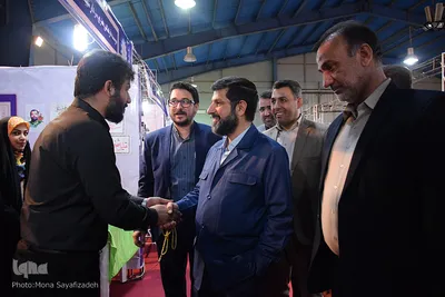 بازدید استاندار خوزستان از نمایشگاه قرآن و عترت استان 